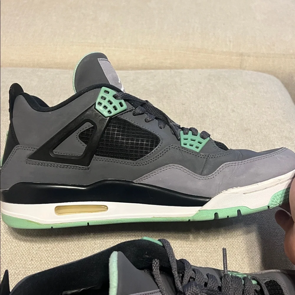 Jordan Retro High-Top Sneakers in Gray / Mint in EUC w/flaw in pic. Final sale! - Picture 6 of 13